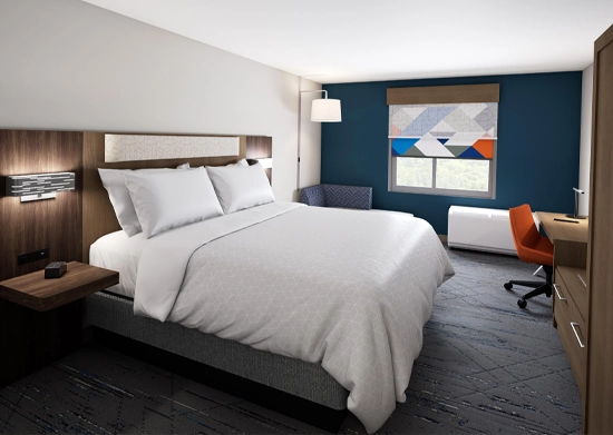 Holiday Inn Express & Suites Fort Walton Beach Florida guest room.